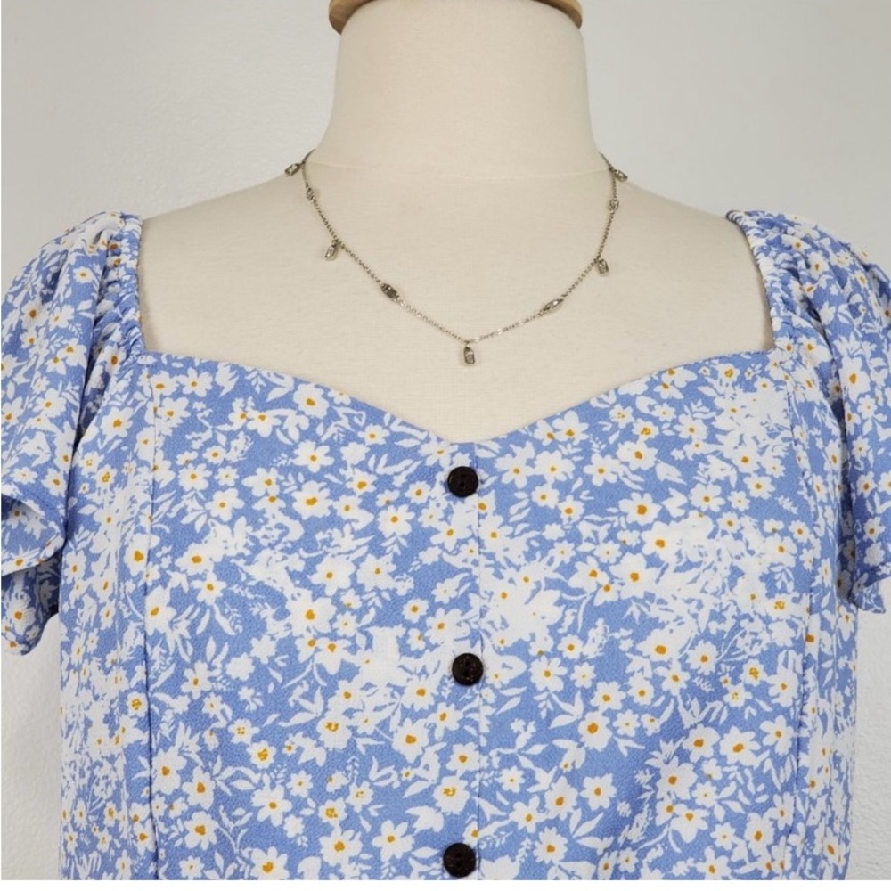 Monteau Blue Abstract Floral Style #28874 Flutter sleeve Pullover Crop Top Sz L